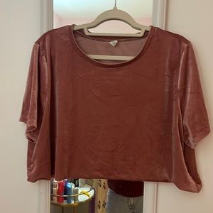 Old navy cropped velvet tee